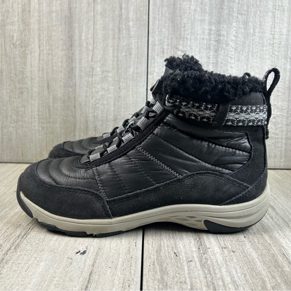 Merrell Approach Sport Mid Black Waterproof Hiking Sneaker Boot Womens Size 7.5 - Picture 1 of 10